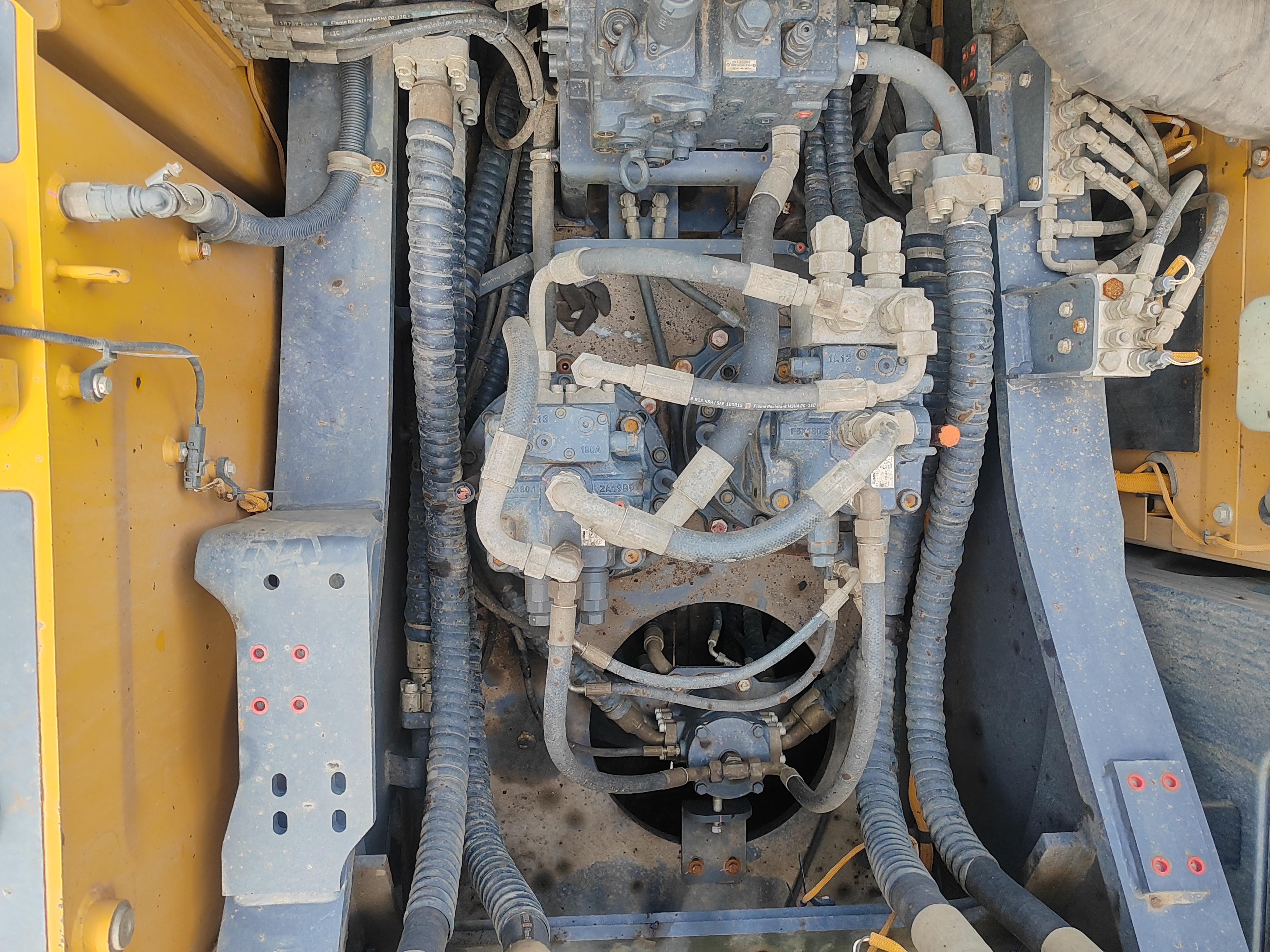 XCMG XE600DK crawler excavator