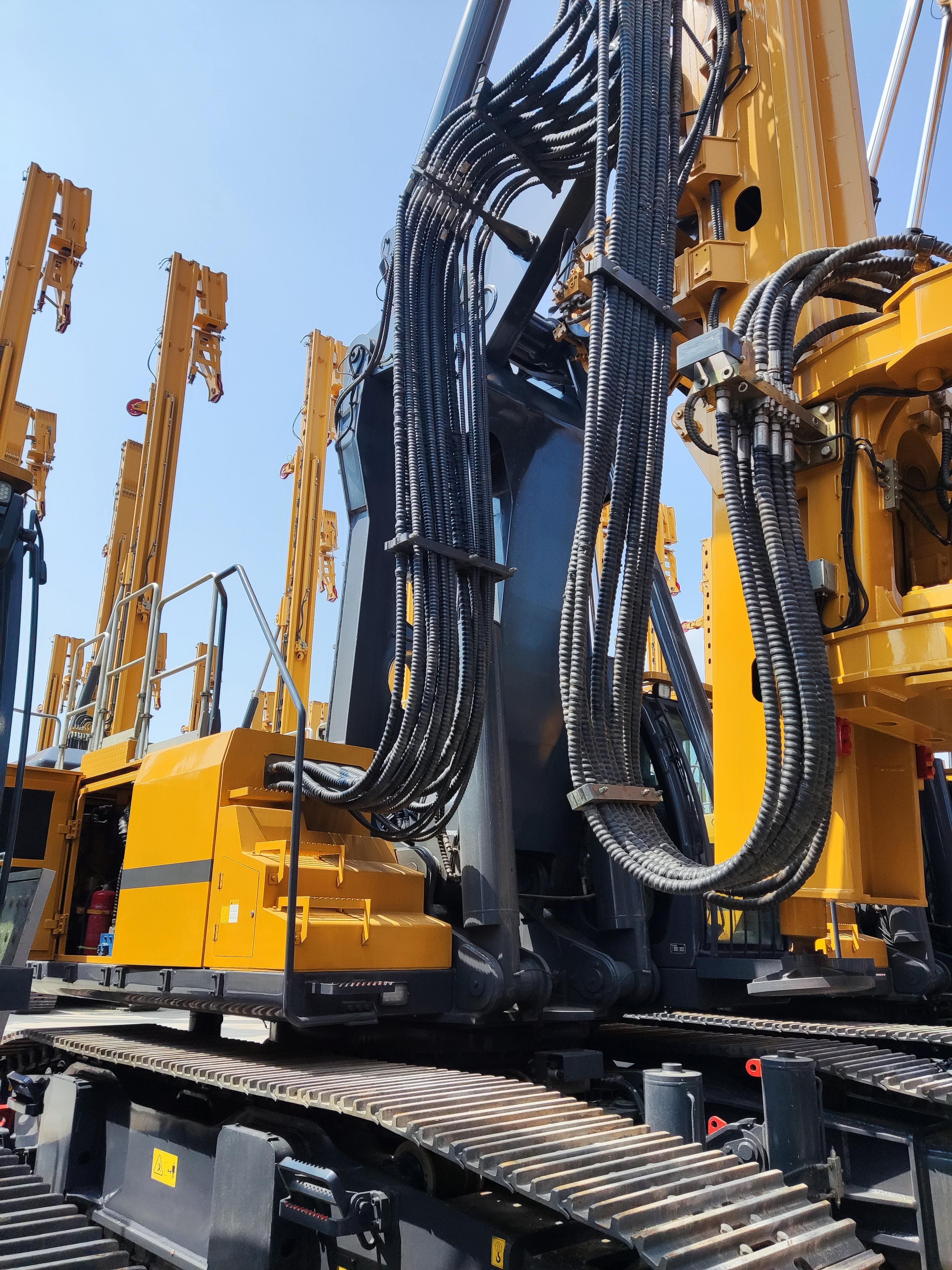 XCMG XR400E rotary drilling rig