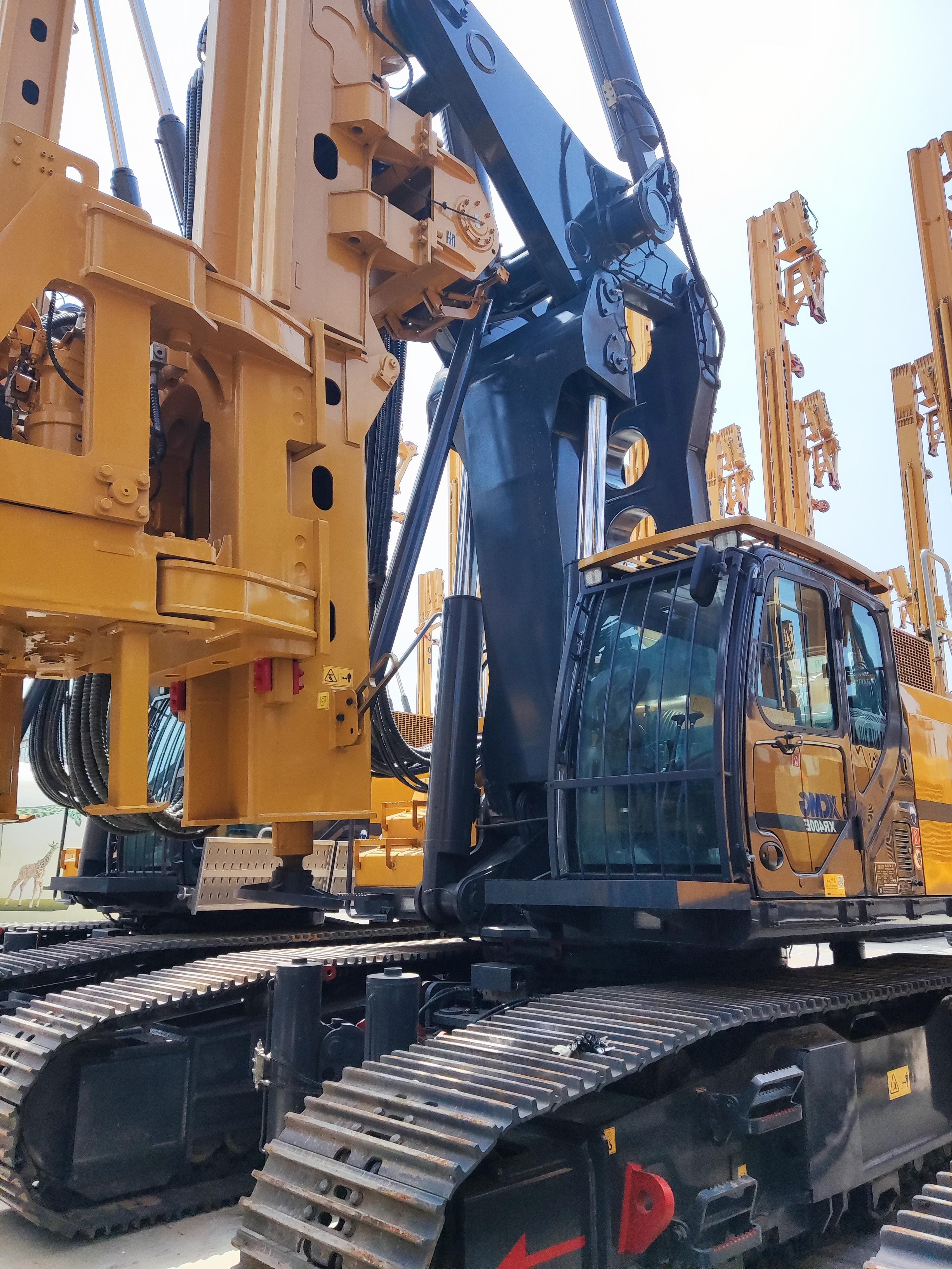 XCMG XR400E rotary drilling rig