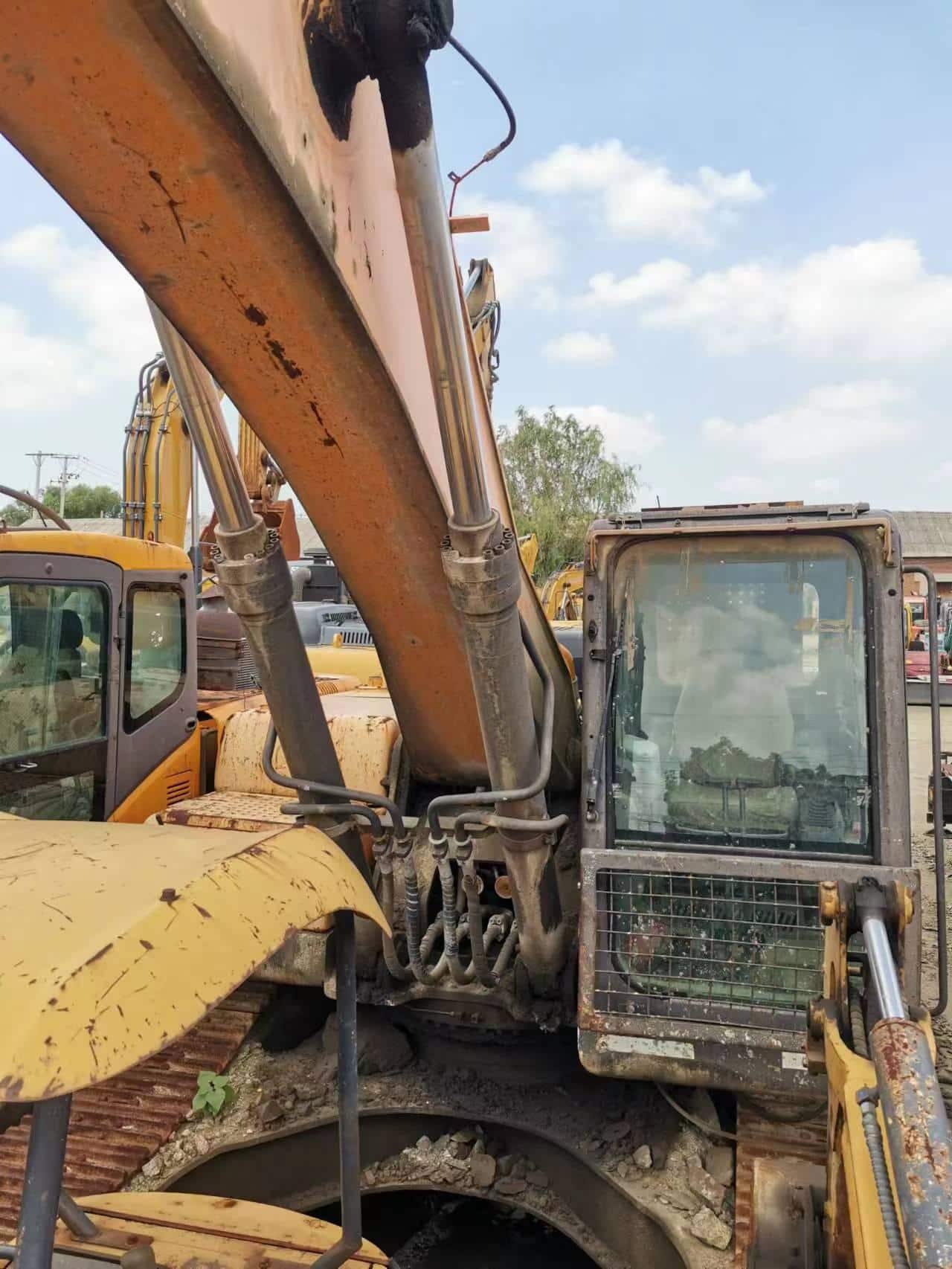 Sany Heavy Industry SY365C crawler excavator
