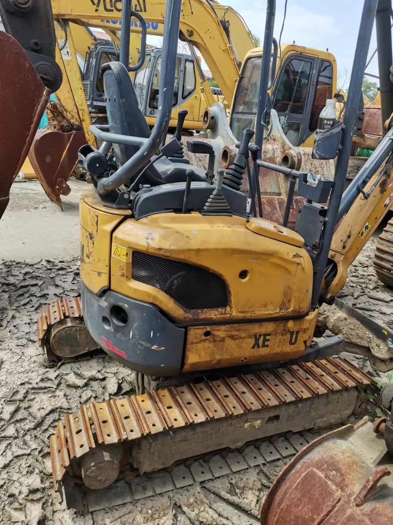 XCMG XE15U crawler excavator