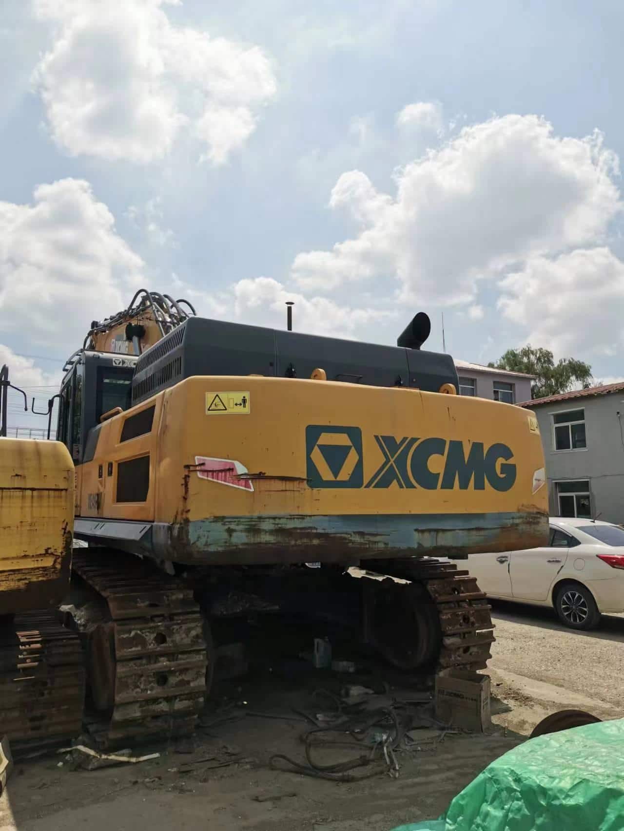 XCMG XE490DK crawler excavator
