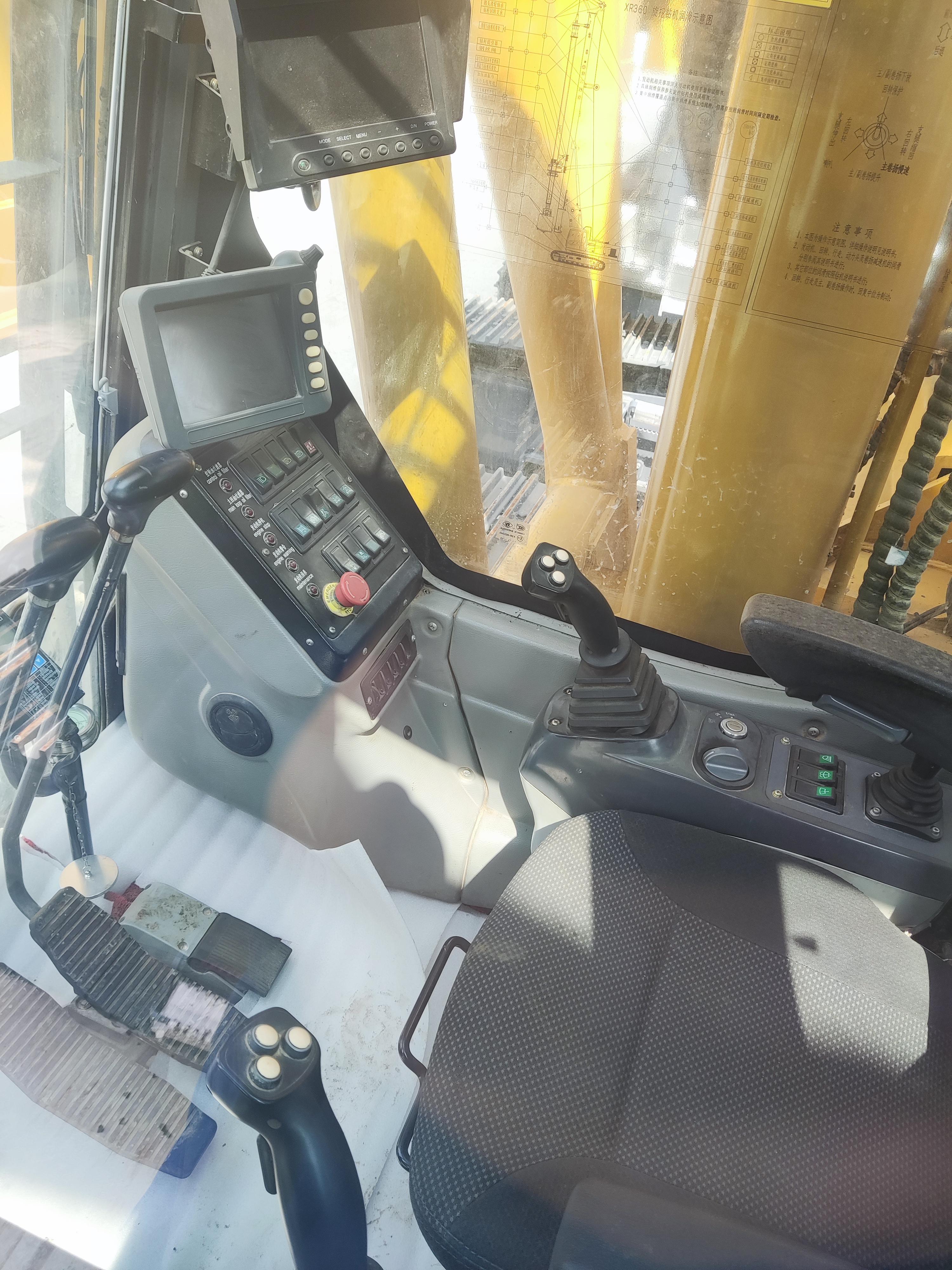 XCMG XR360 rotary drilling rig