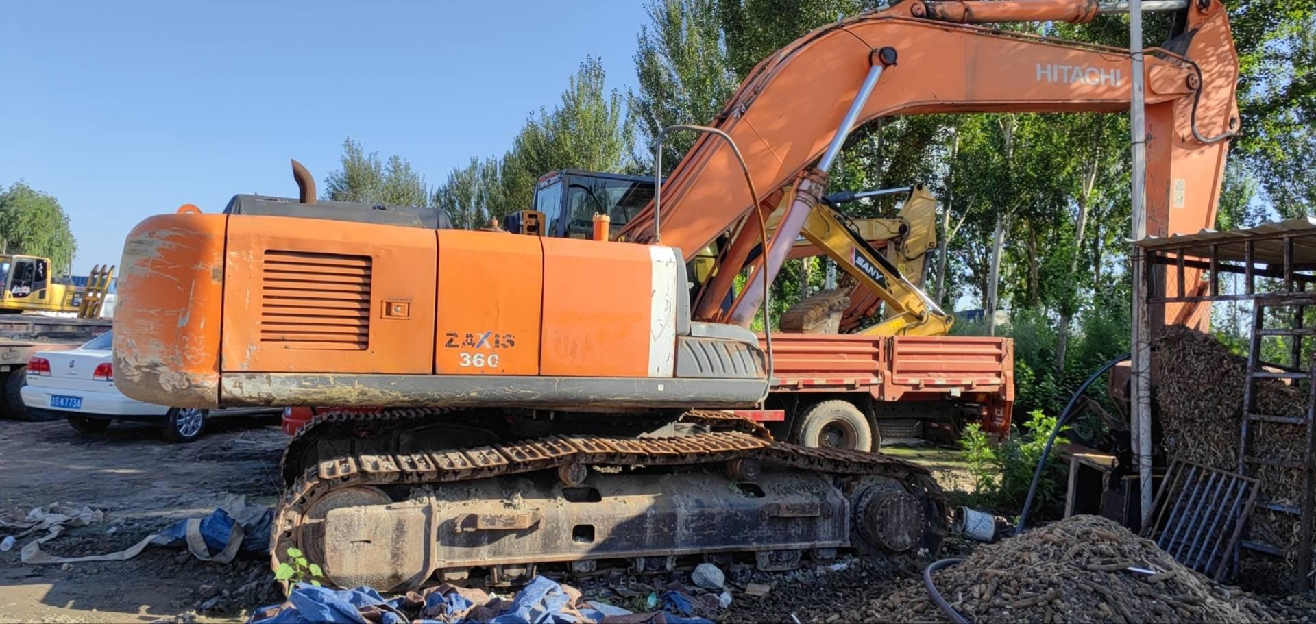 Hitachi ZX330-3 crawler excavator