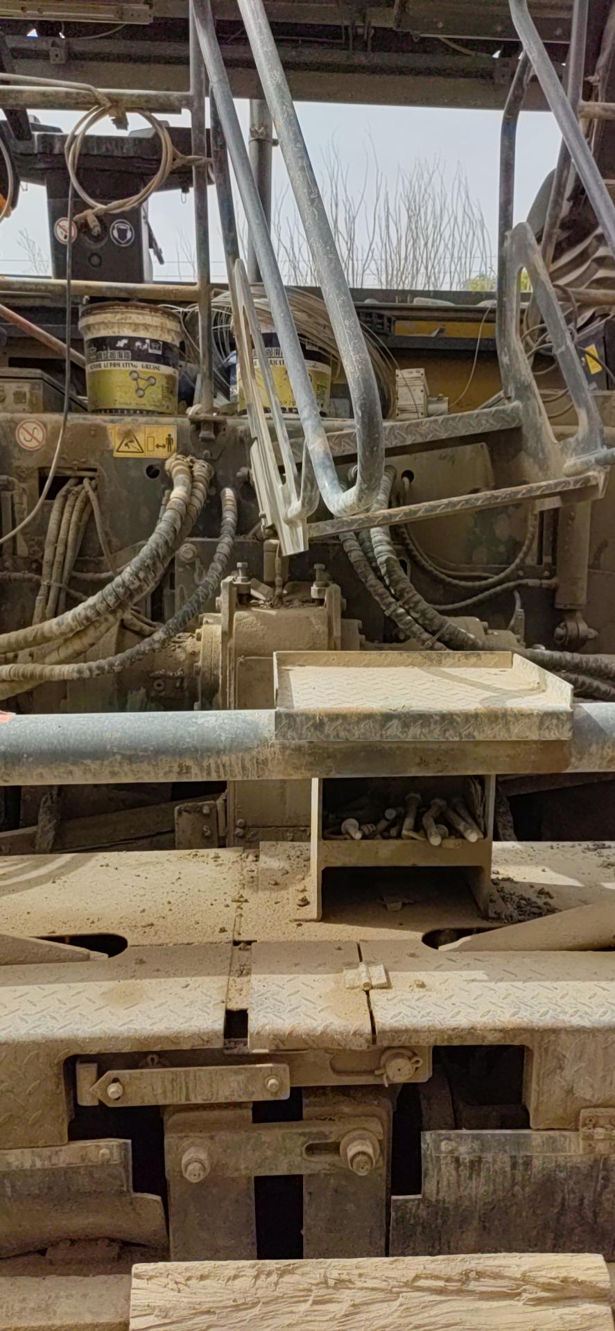 XCMG RP1655 paver