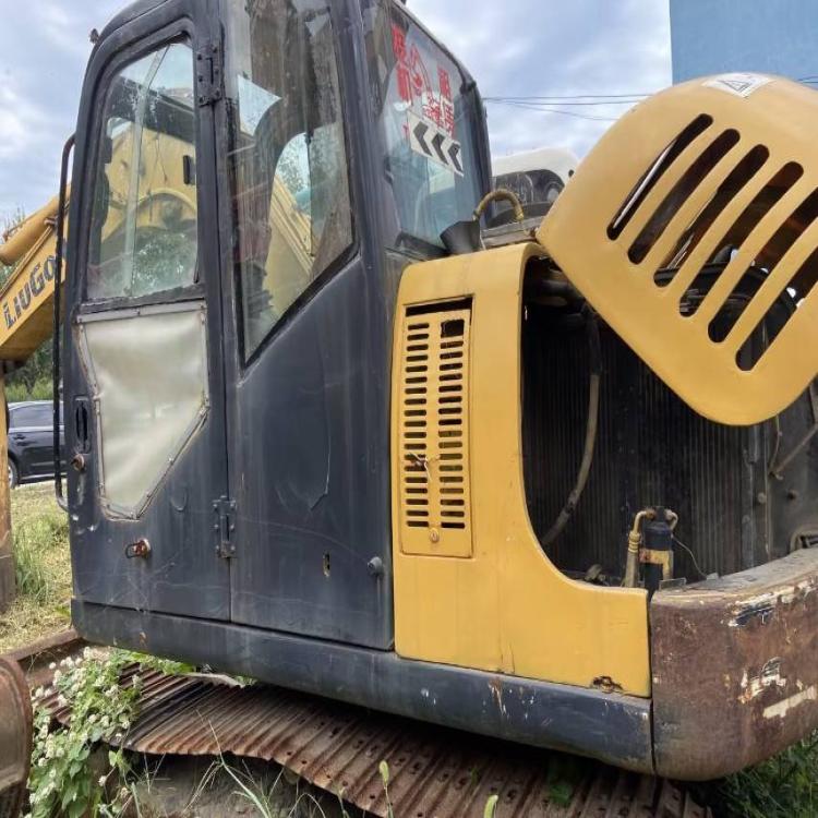 Liugong CLG906C crawler excavator