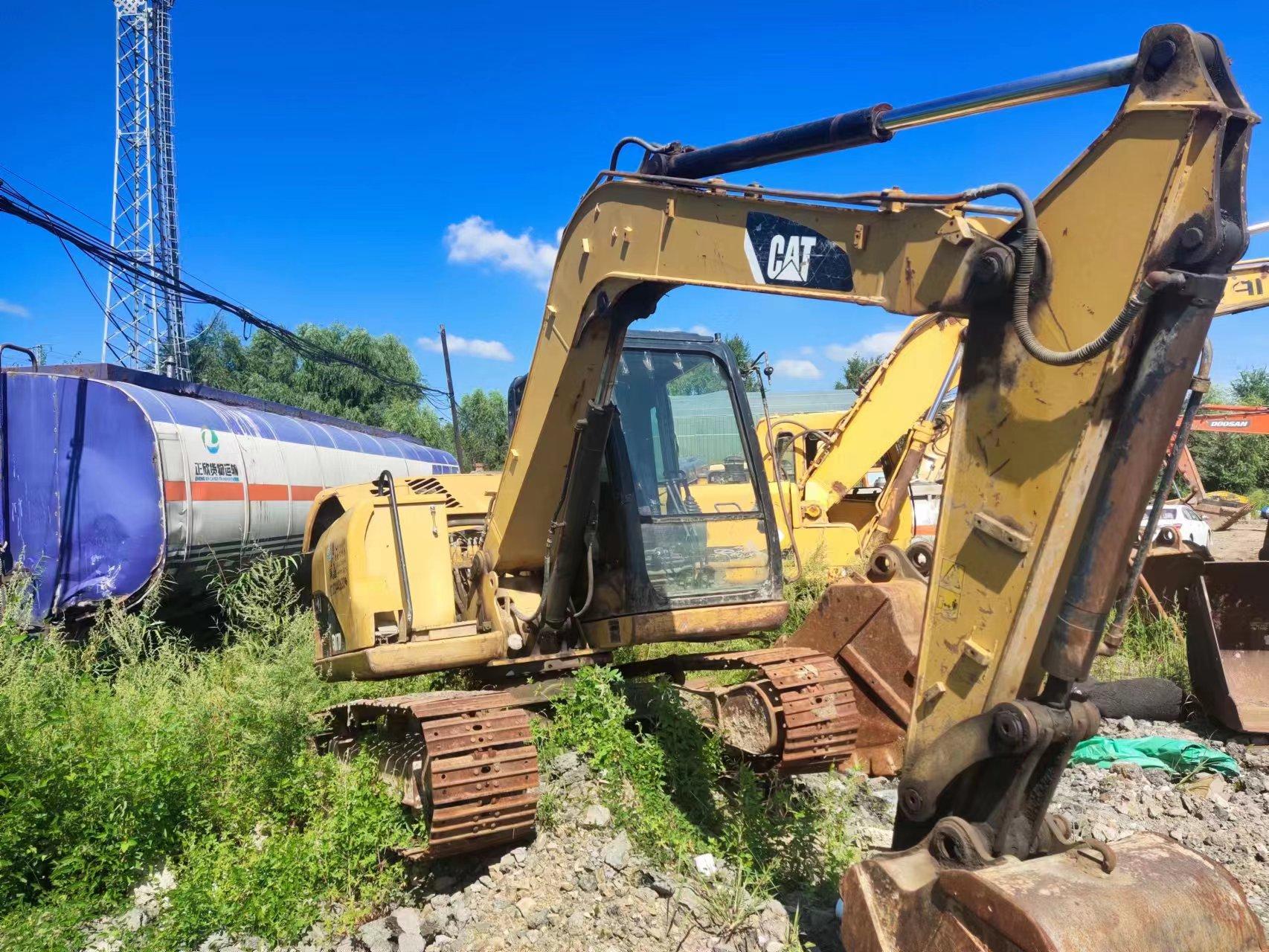 Caterpillar 307B crawler excavator