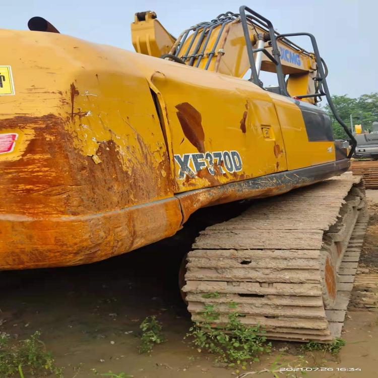 XCMG XE370D crawler excavator XCMG XE370D crawler excavator