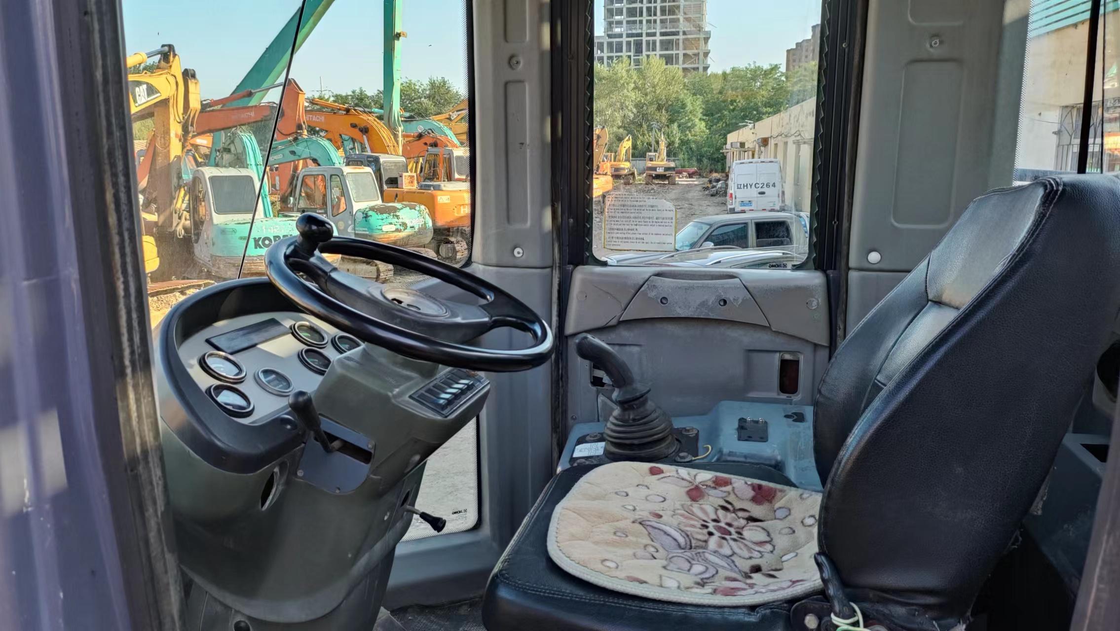 XCMG ZL50G wheel loader