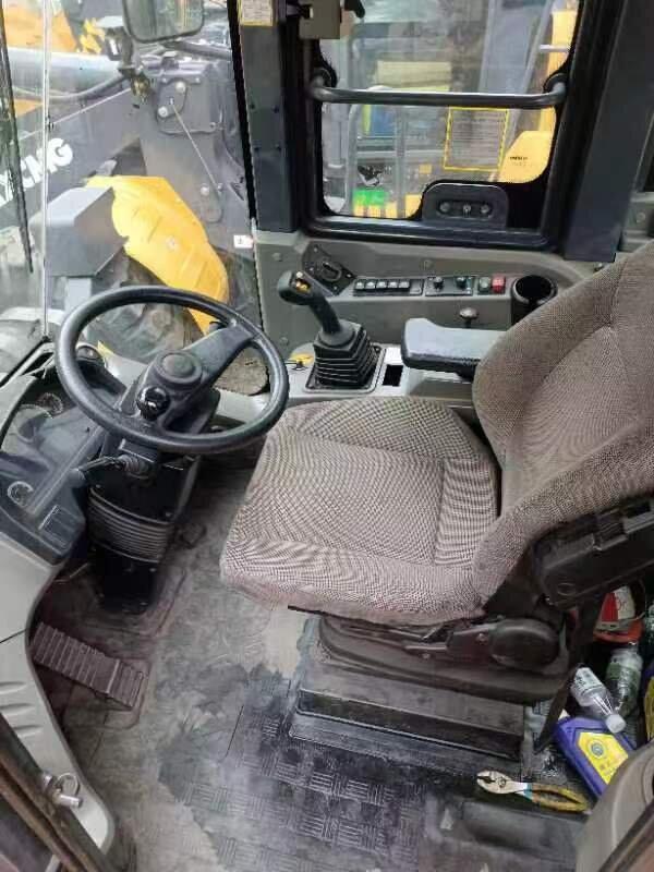 XCMG LW700FV wheel loader