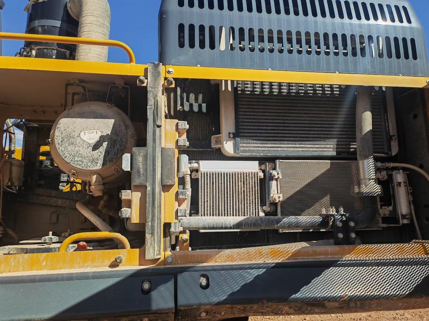 XCMG XE490DK crawler excavator