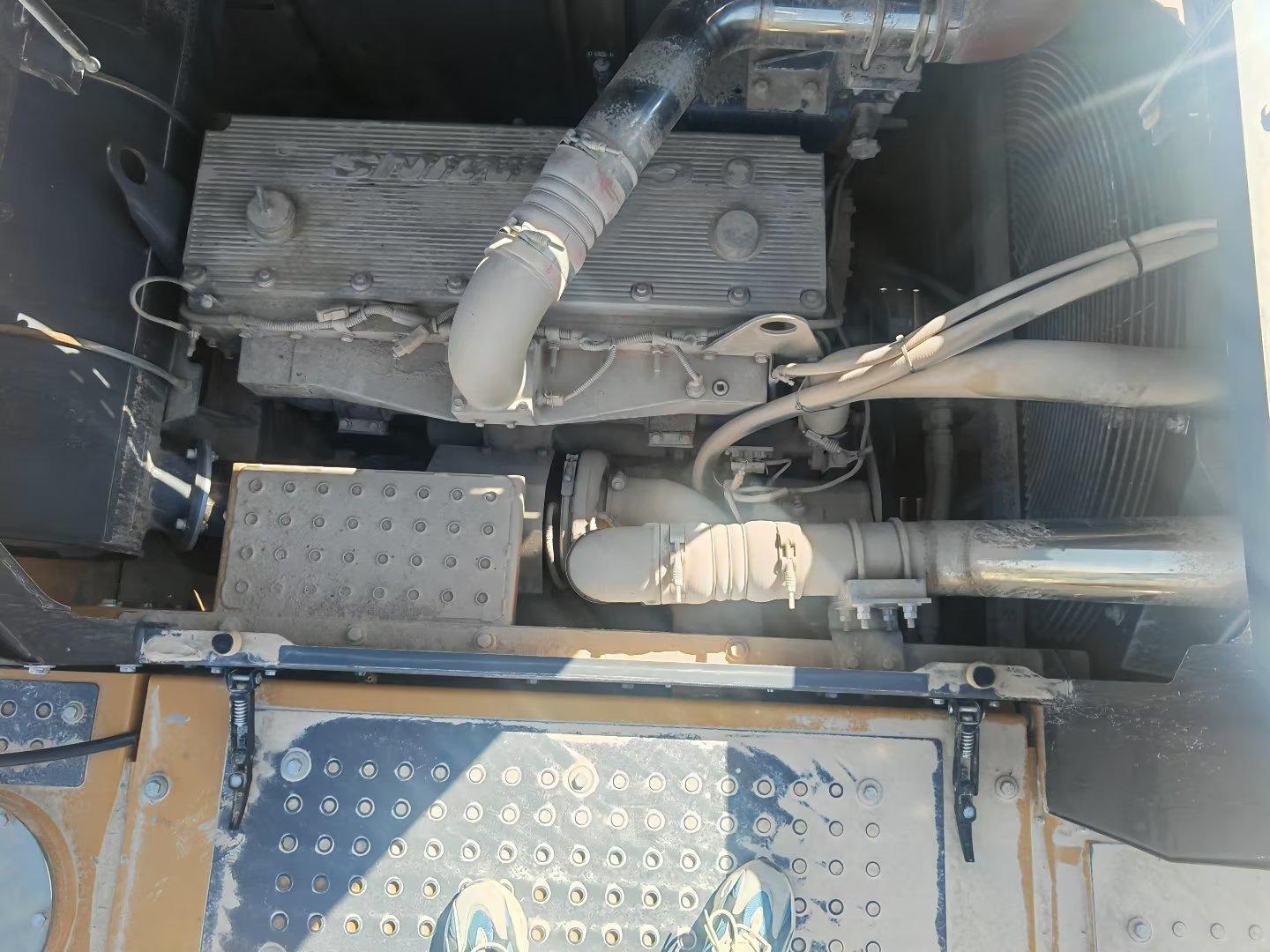 XCMG XE490DK crawler excavator