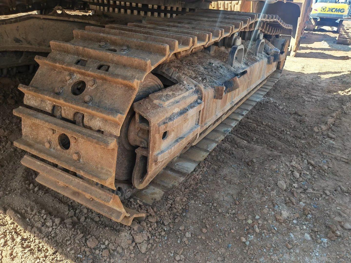 XCMG XE490DK crawler excavator
