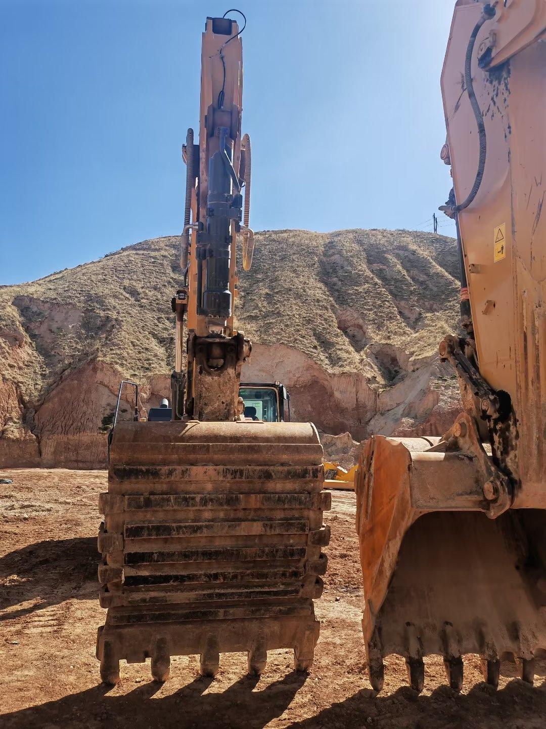 XCMG XE490DK crawler excavator