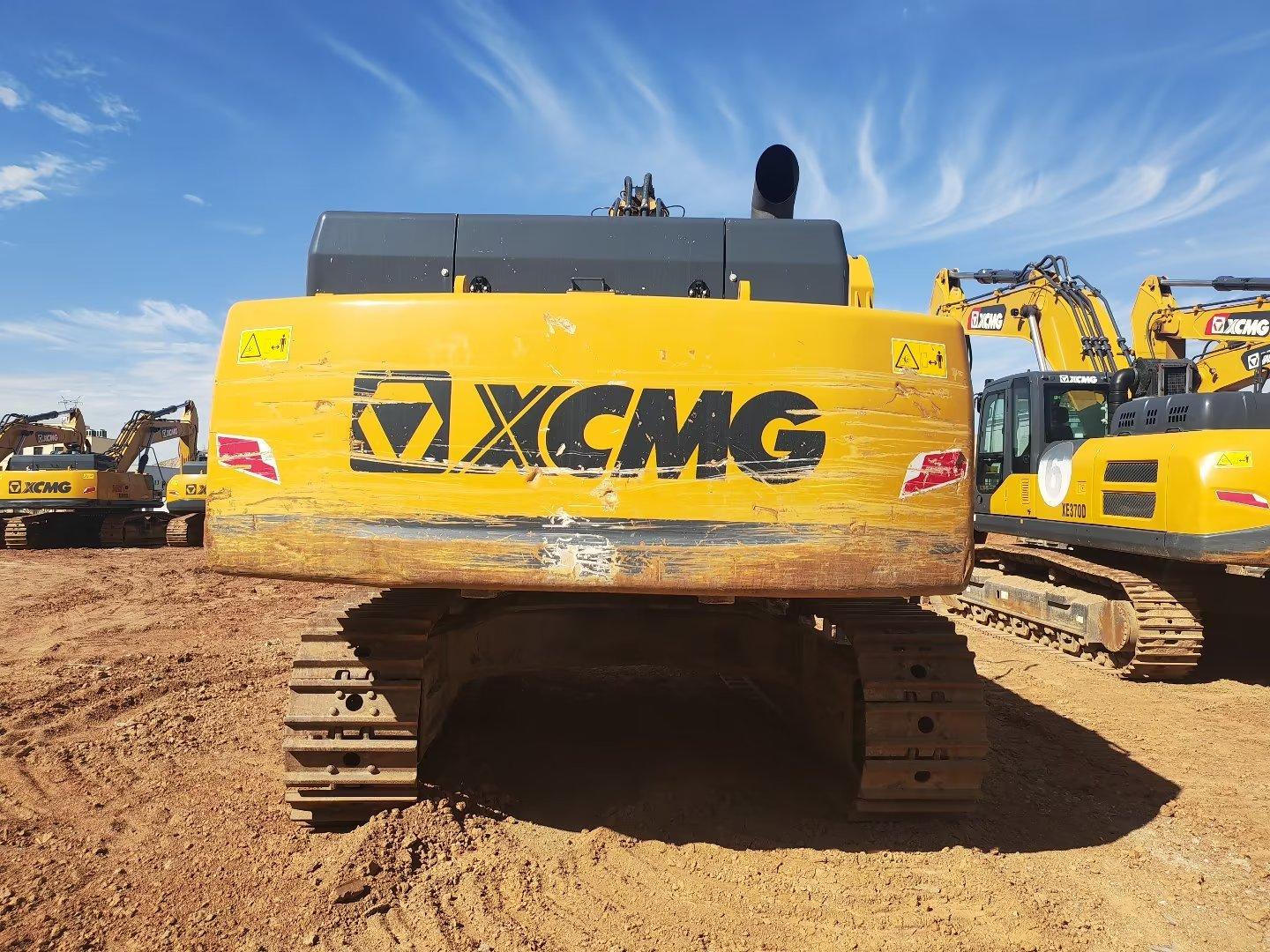 XCMG XE490DK crawler excavator